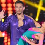 Sebastian Fabijański dancing