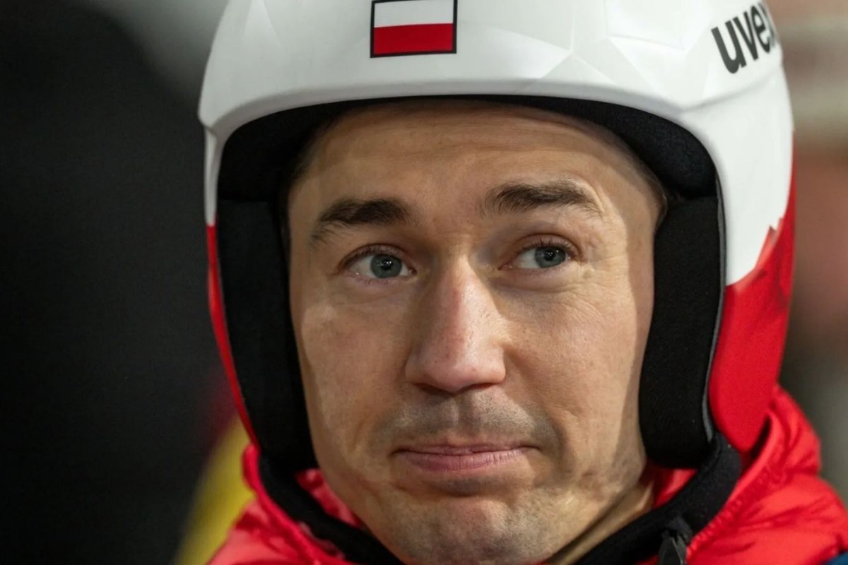 Kamil Stoch emotional