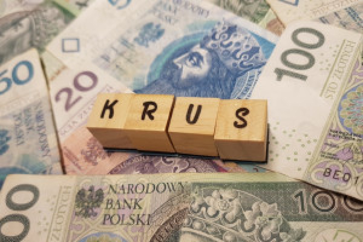 farmer tractor field