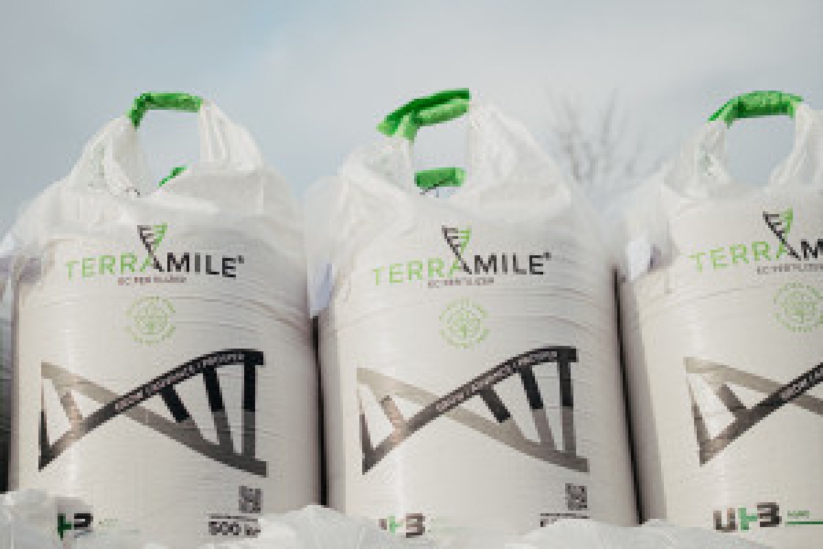 fertilizer soil microbes