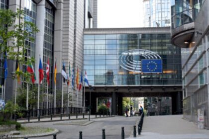 farmer fertilizer field