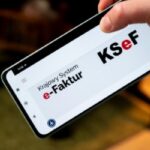 digital invoice laptop