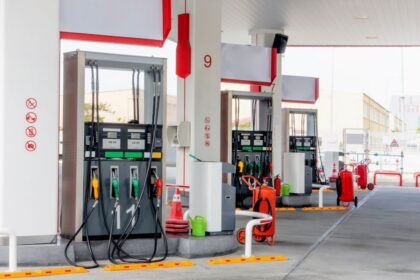 gas station price