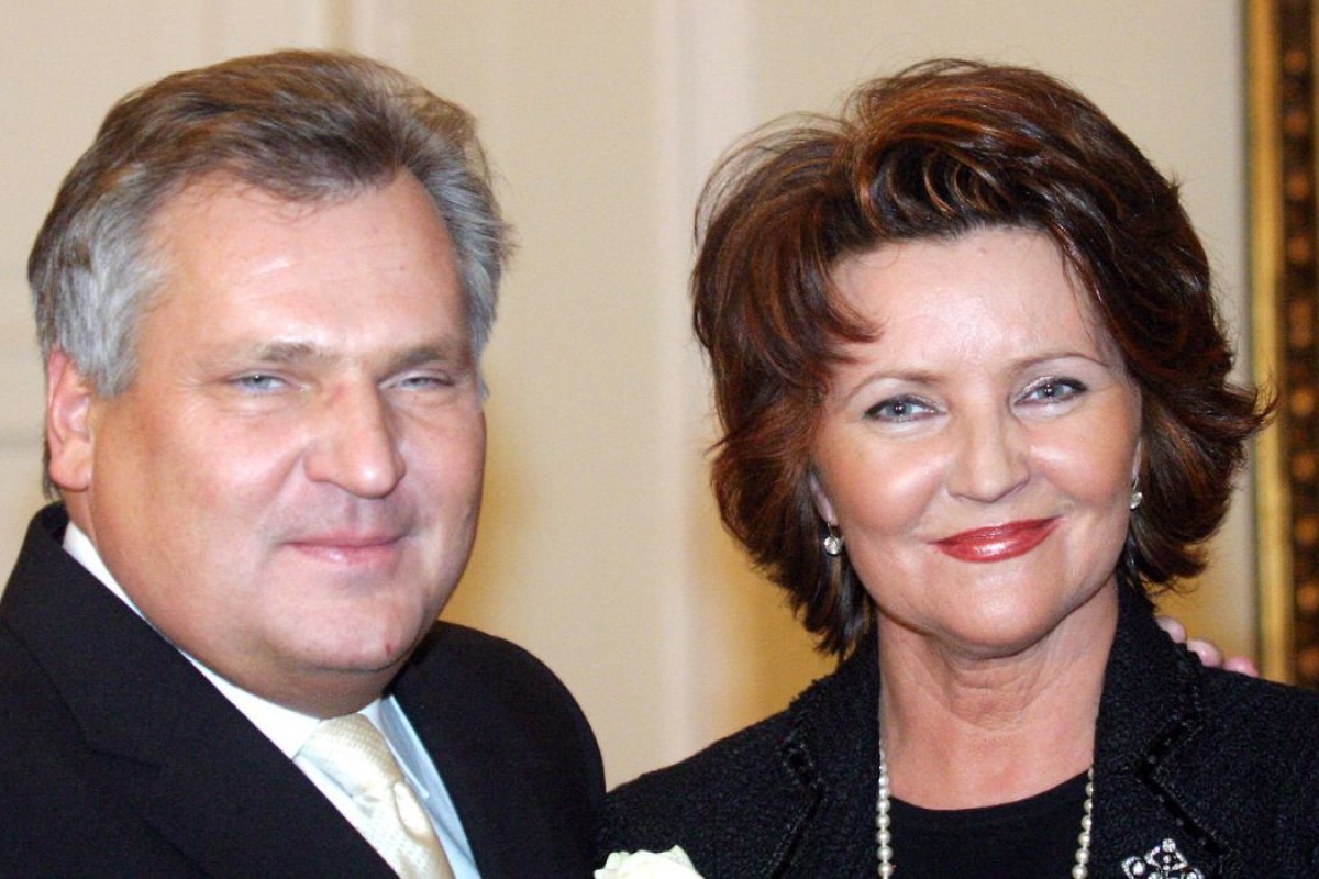 luxury villa exterior