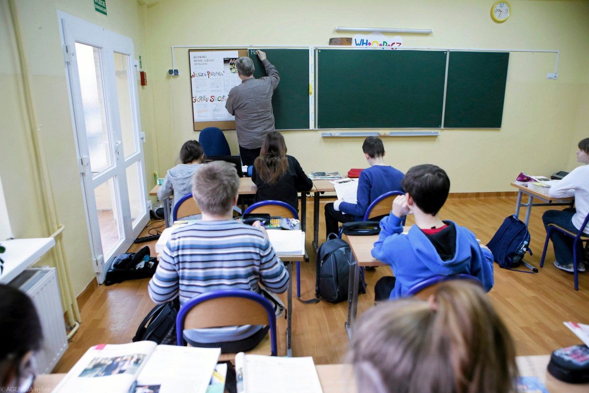 empty classroom teacher
