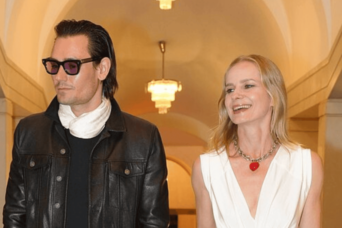 celebrity couple red carpet