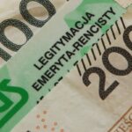 senior with calendar