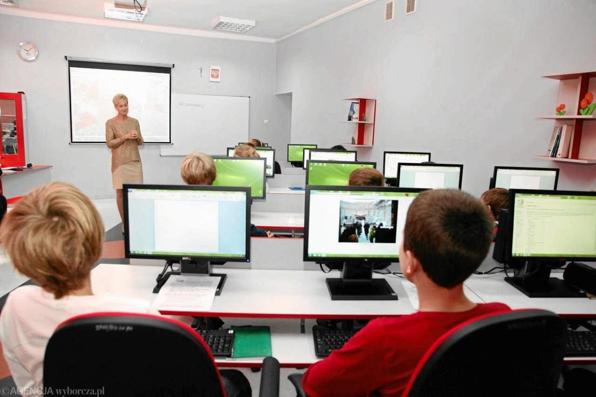 empty classroom computers