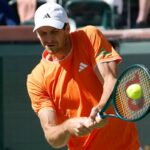 tennis match clay court