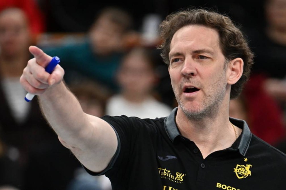 volleyball match action