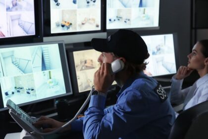 security guard supermarket