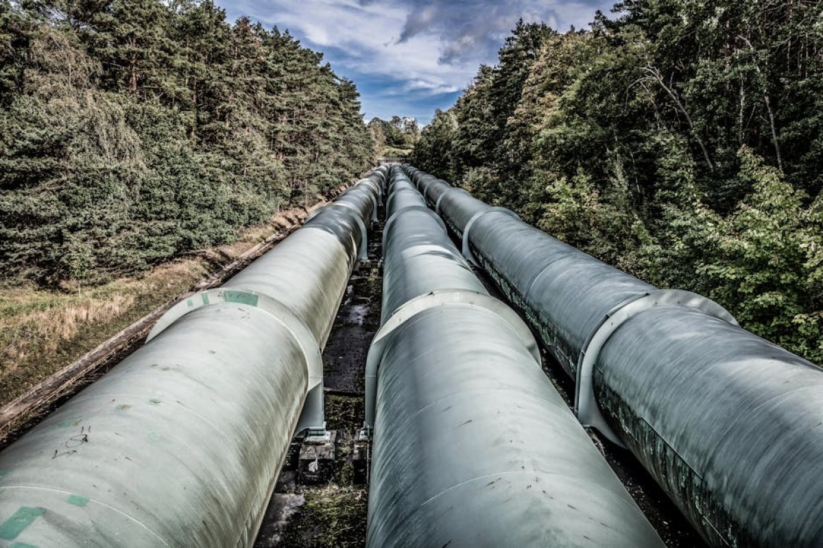 gas pipeline field