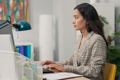 tax invoice computer