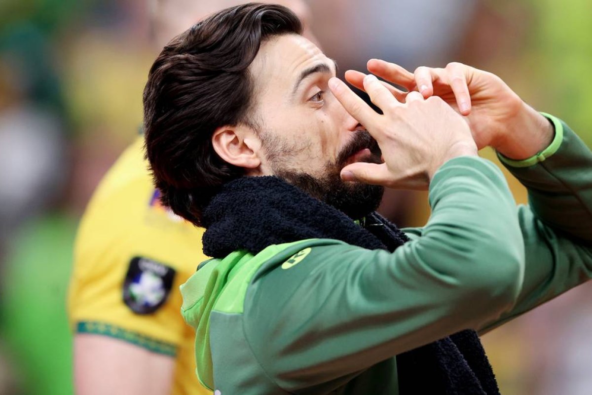 volleyball team celebration