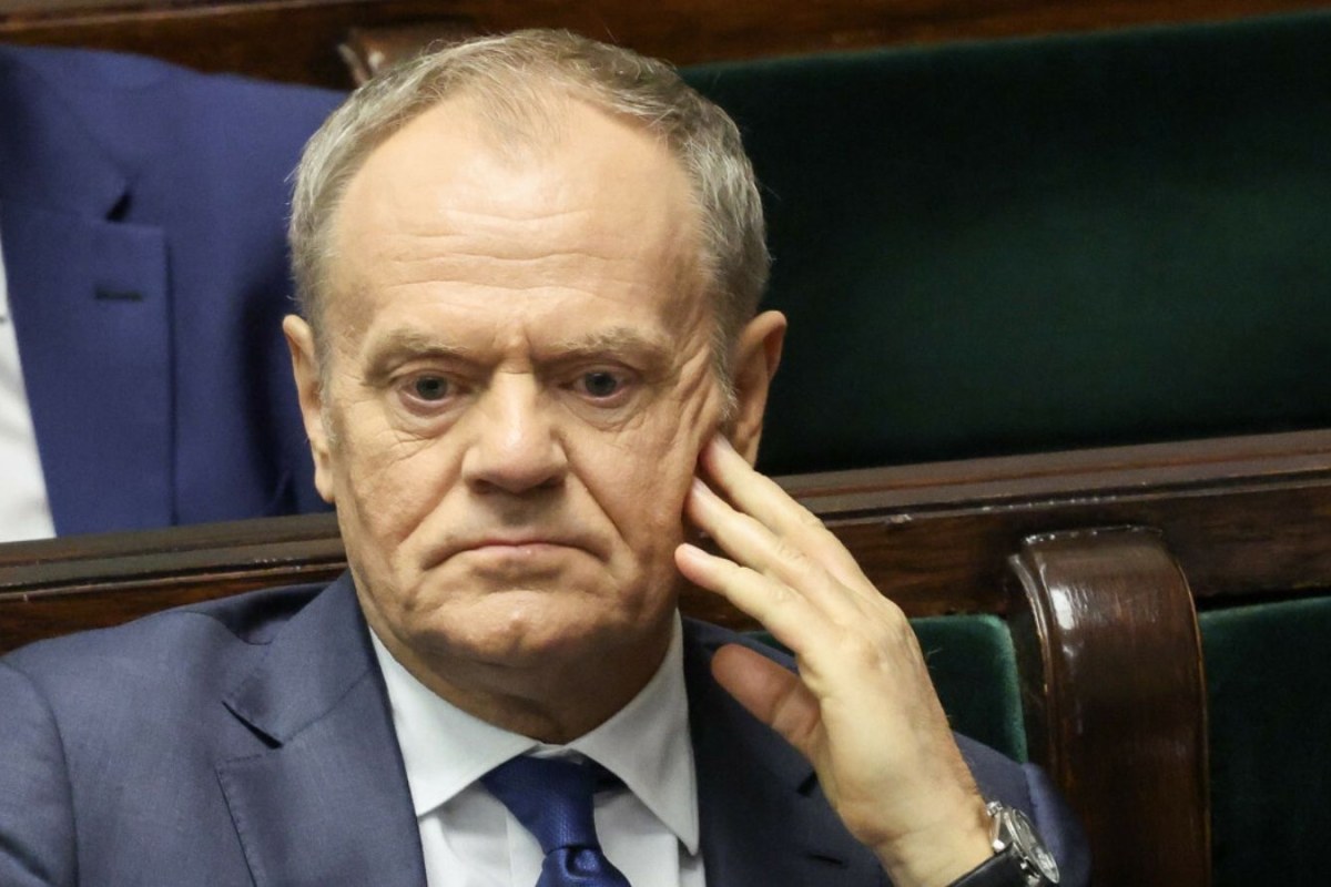 political poll chart