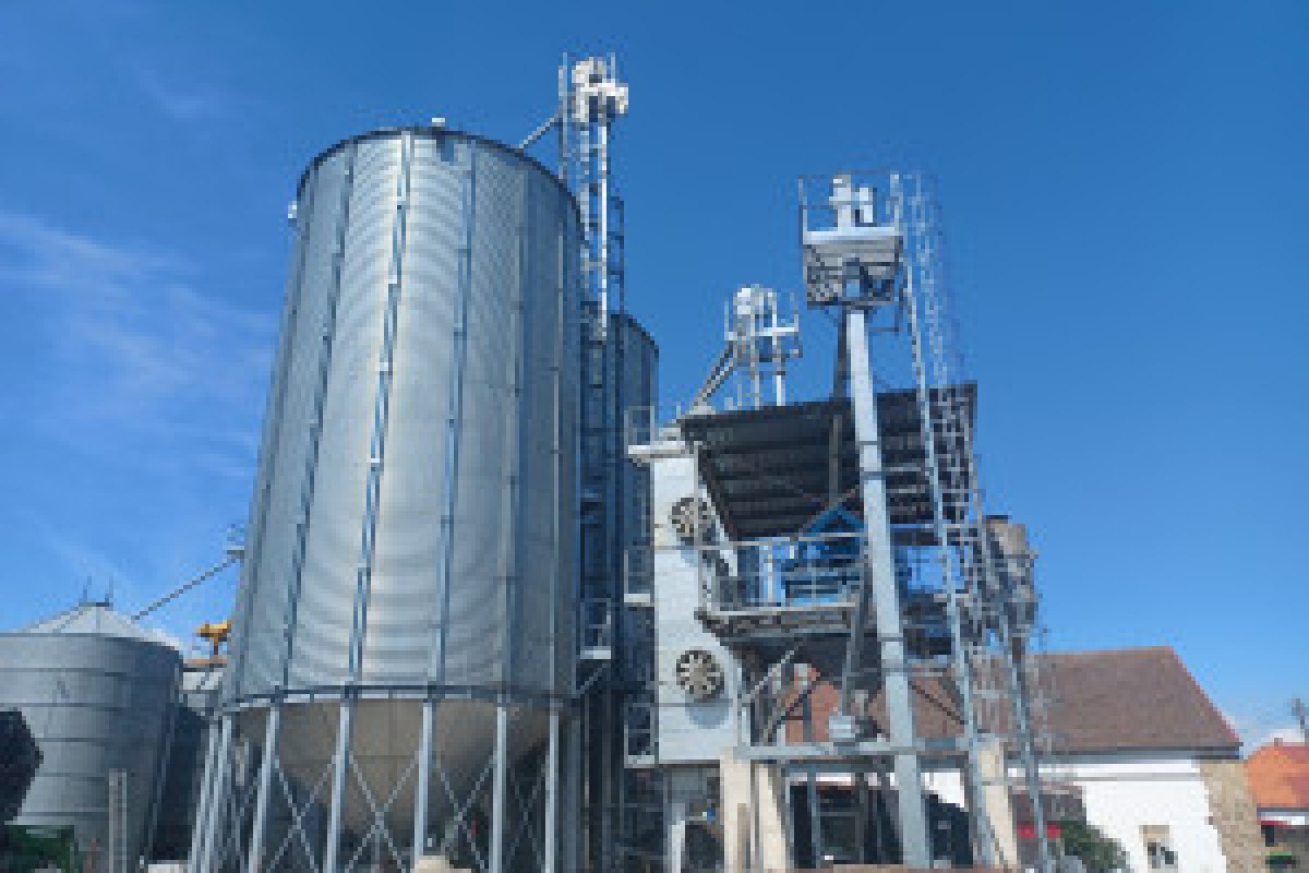 farm grain silo