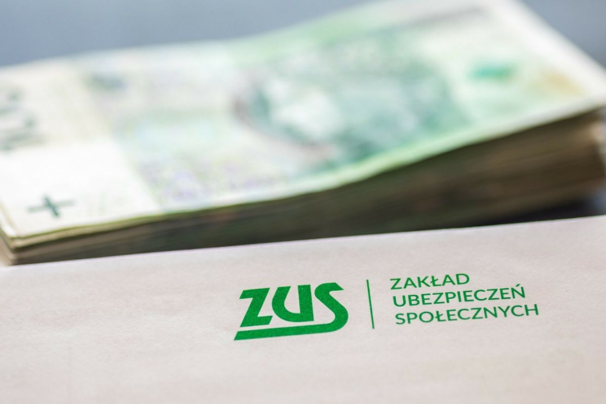 senior with documents