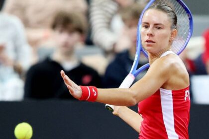 Magda Linette tennis