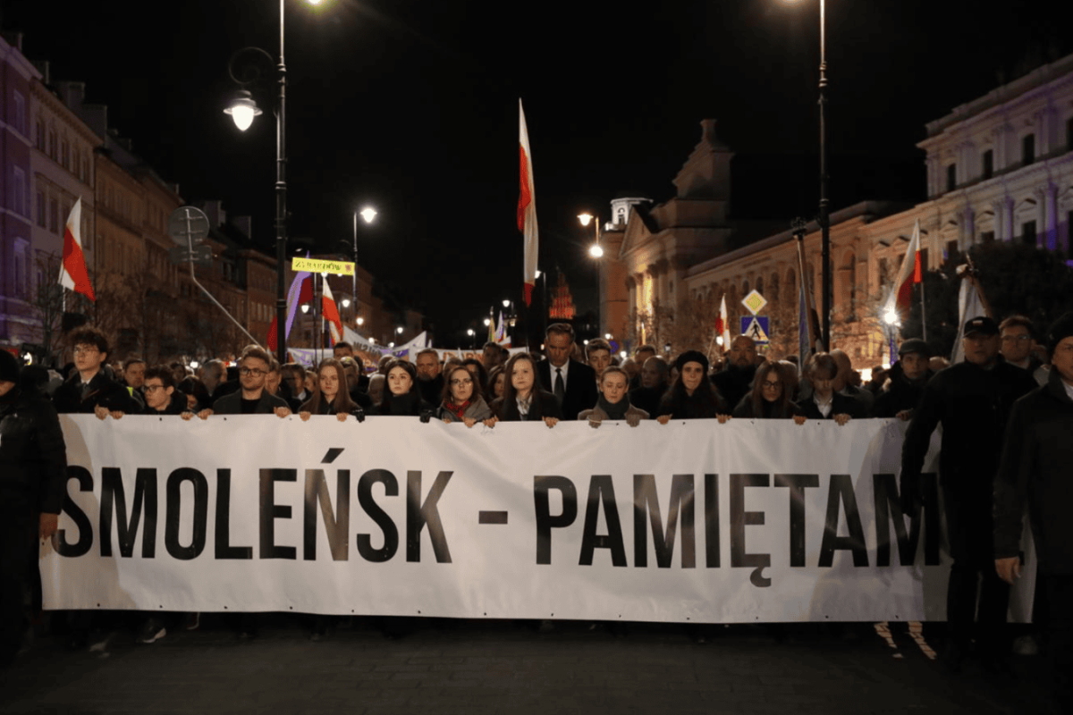 memorial march crowd