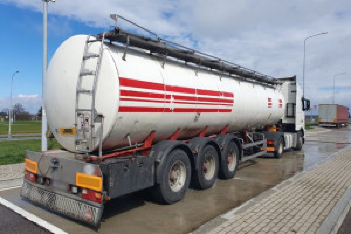 tanker truck police