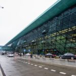 airport terminal crowd