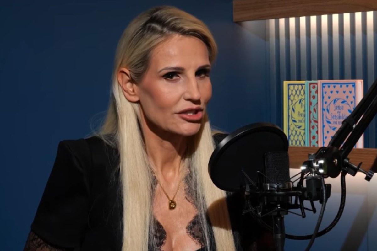 Dominika Tajner portrait