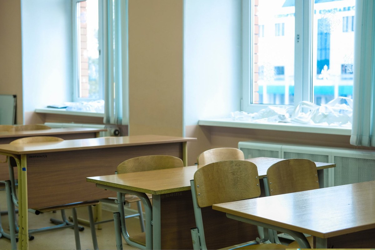 school children classroom
