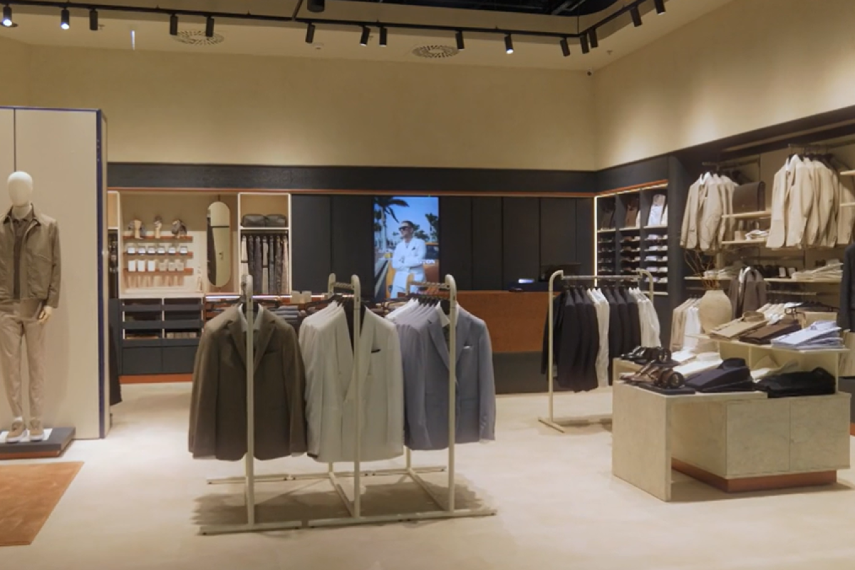 businessman suit tailoring