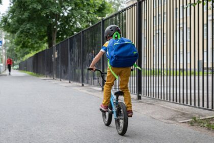child cycling school