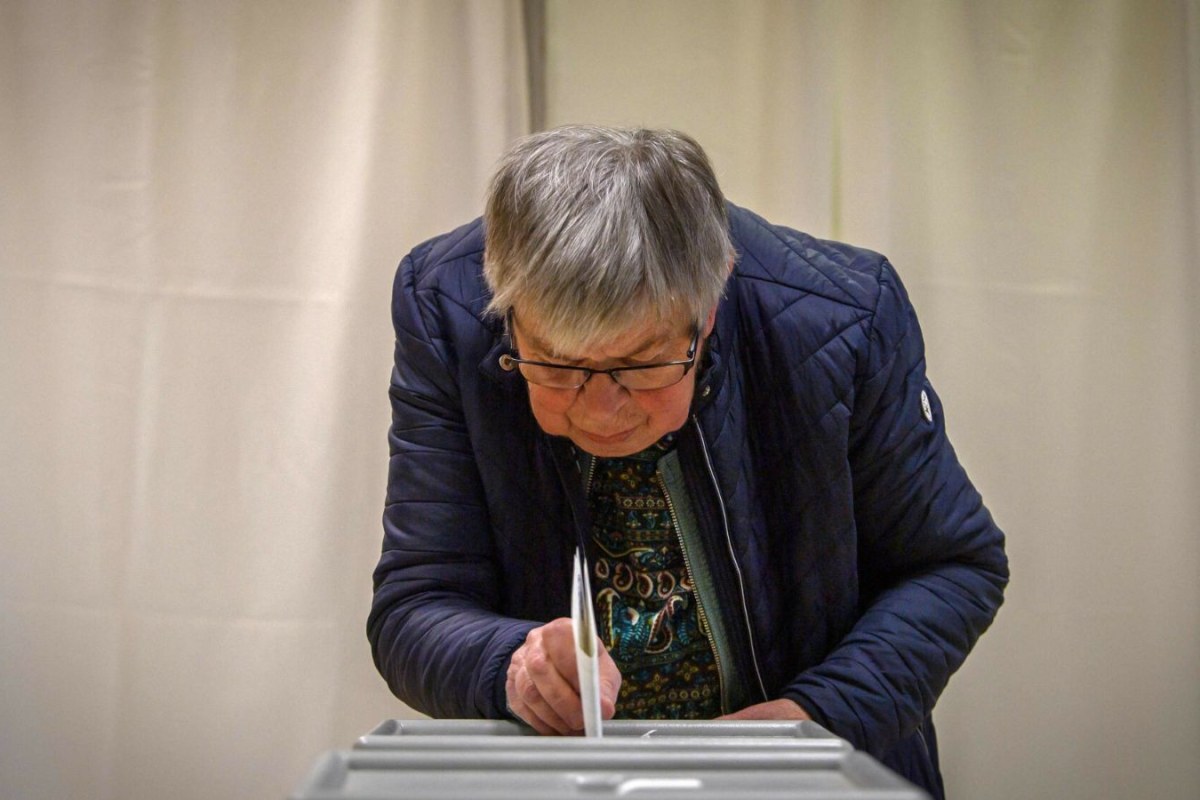 Hungary election polling station