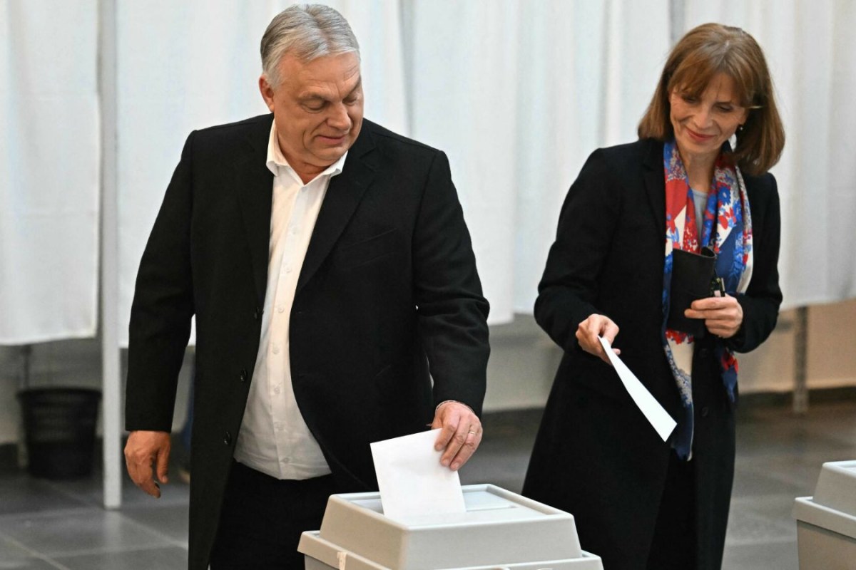 Viktor Orban voting