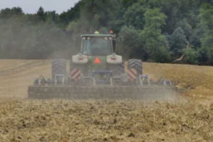 tractor accident field