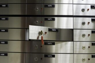 online banking smartphone