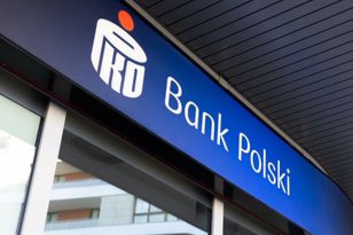 bank headquarters exterior