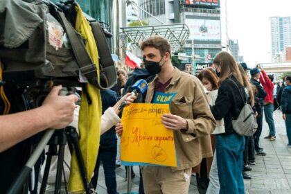 Mateusz Morawiecki press