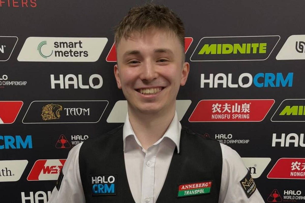 snooker player celebration