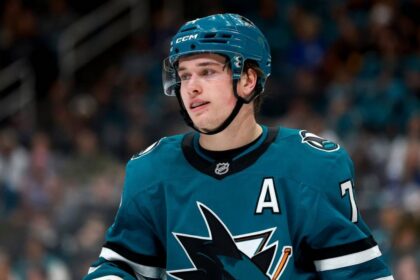 Macklin Celebrini hockey