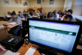 digital classroom tablet