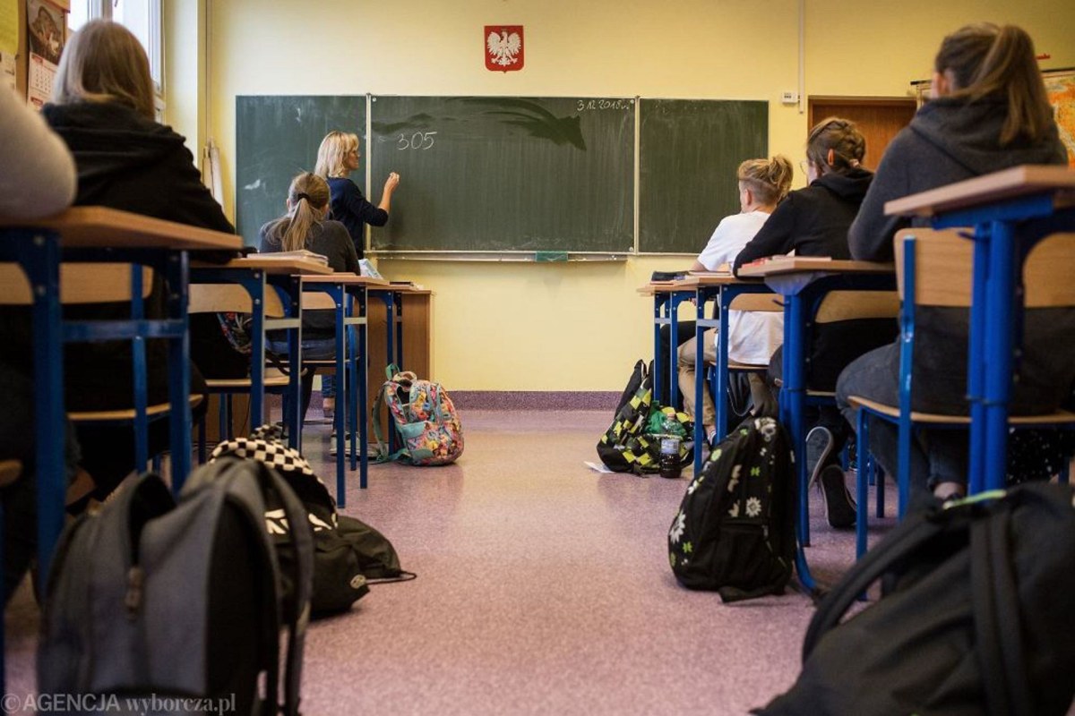 modern classroom students