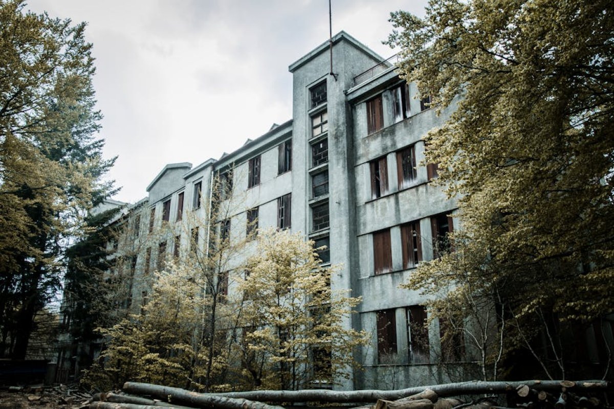sanatorium building