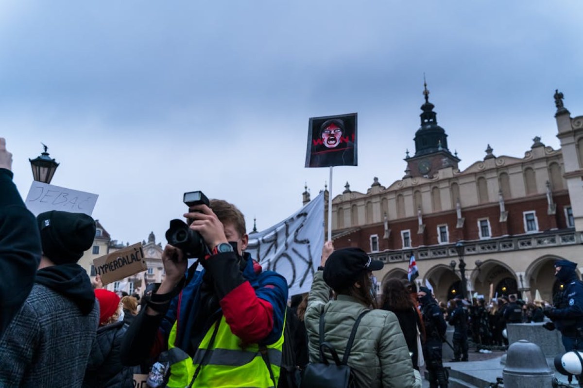 hospital protest Poland