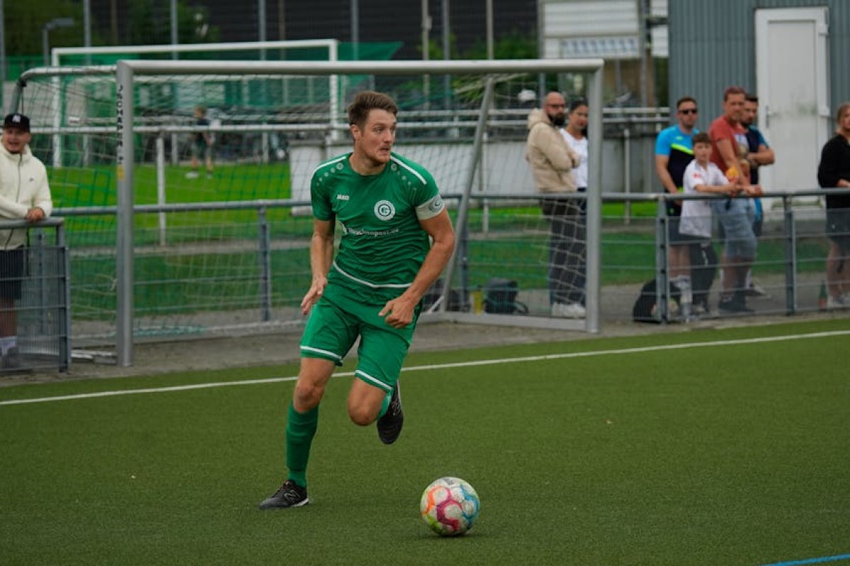 Erling Haaland football