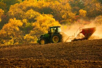 tractor fueling