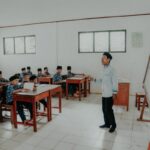 boys classroom education