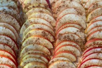 apple fritters baking