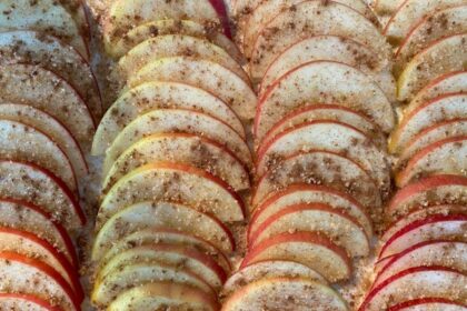 apple fritters baking