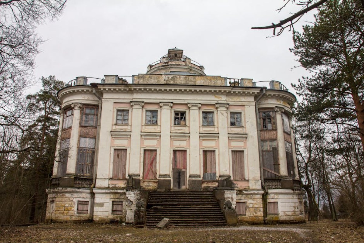 sanatorium building
