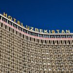 Uzbekistan cashless reform queue
