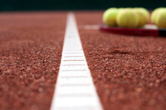 tennis match clay court