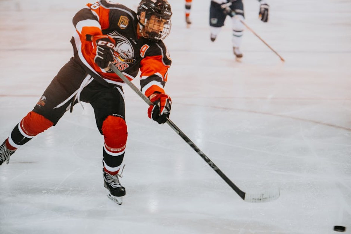 hockey player ice rink